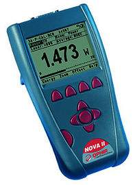 좋은 가격 IEC60065-1 빛의 파장, 가늠구멍 및 힘을 측정하는 다재다능한 레이저 힘 에너지 미터 감도 온라인으로